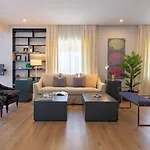 Plaza De Espana Deluxe Suites By Valcambre